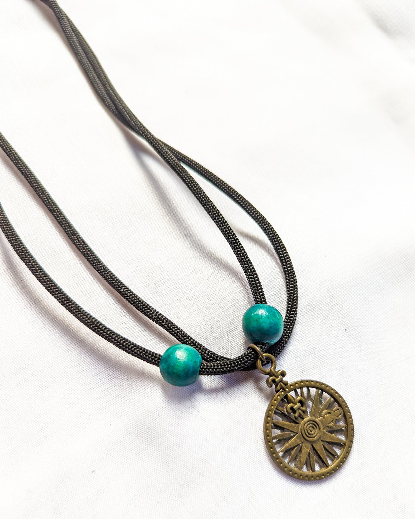 Vida Necklace