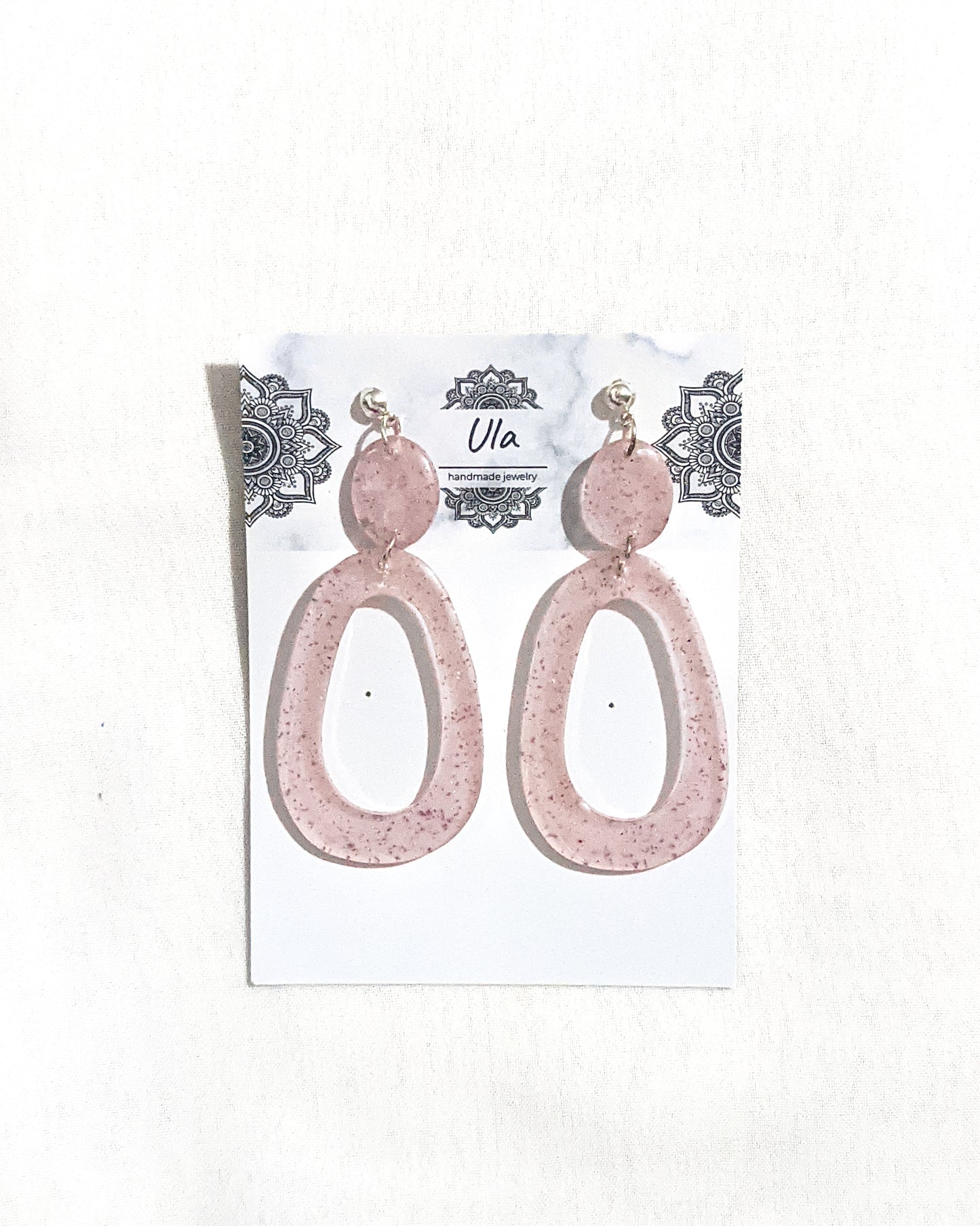 Viola Dangle Earrings Pink