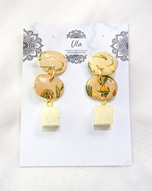 Kira Dangle Earrings White