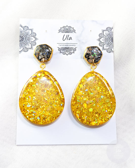 Elise Dangle Earrings Gold