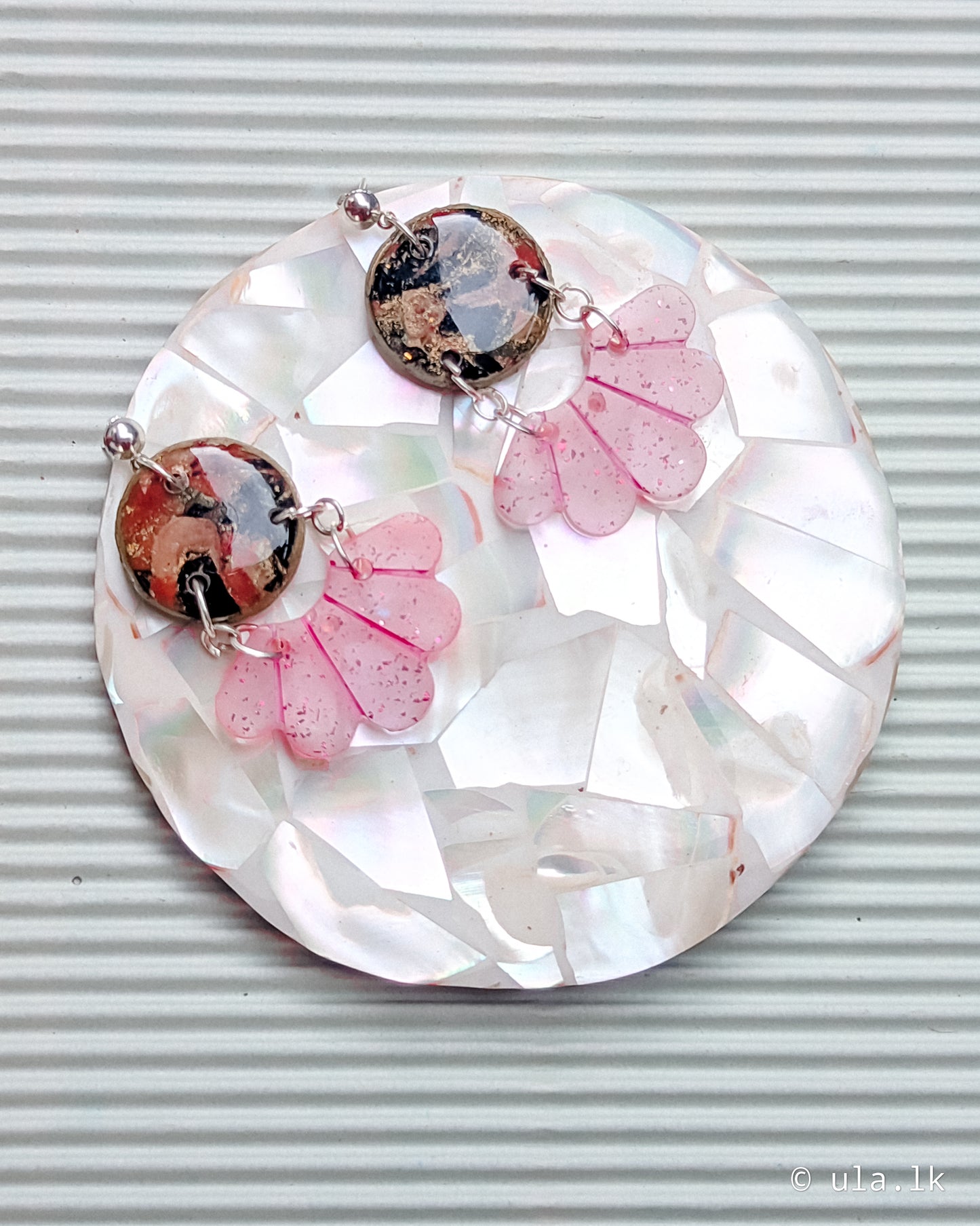 Paloma Dangle Earrings Pink